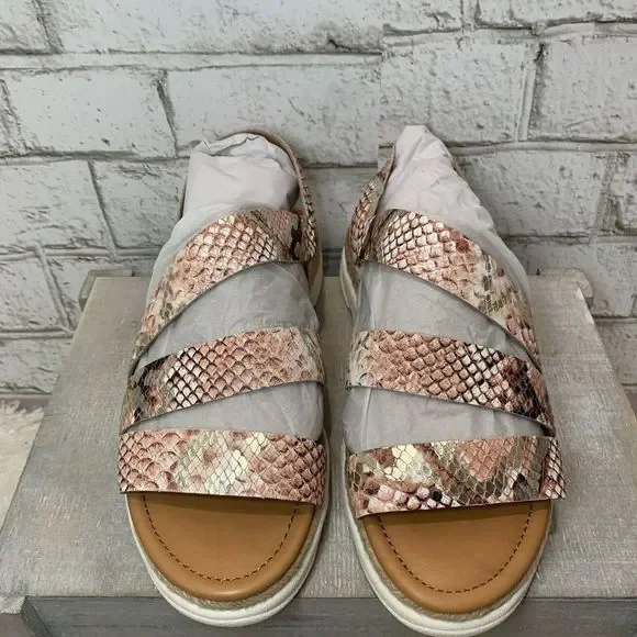 Corso Como Yashy Strappy Platform Sandal NIB - Picture 4 of 8